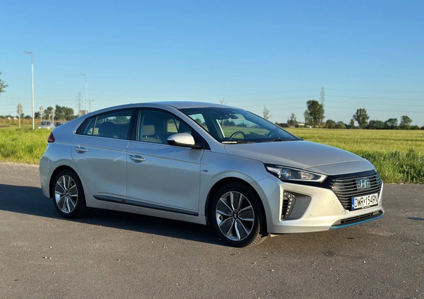 Hyundai IONIQ cena 79900 przebieg: 127000, rok produkcji 2017 z Wrocław małe 667